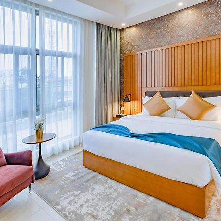 Alisa Hotel تيما المظهر الخارجي الصورة