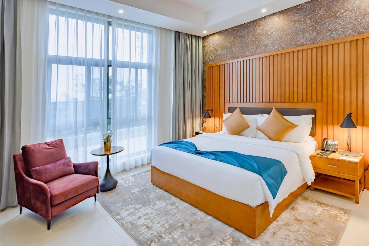 Alisa Hotel تيما المظهر الخارجي الصورة