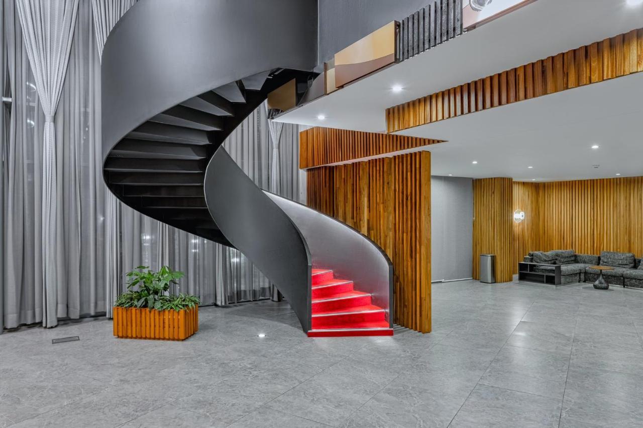 Alisa Hotel تيما المظهر الخارجي الصورة